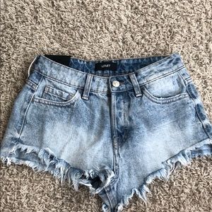 NEVER WORN Vervet denim shorts